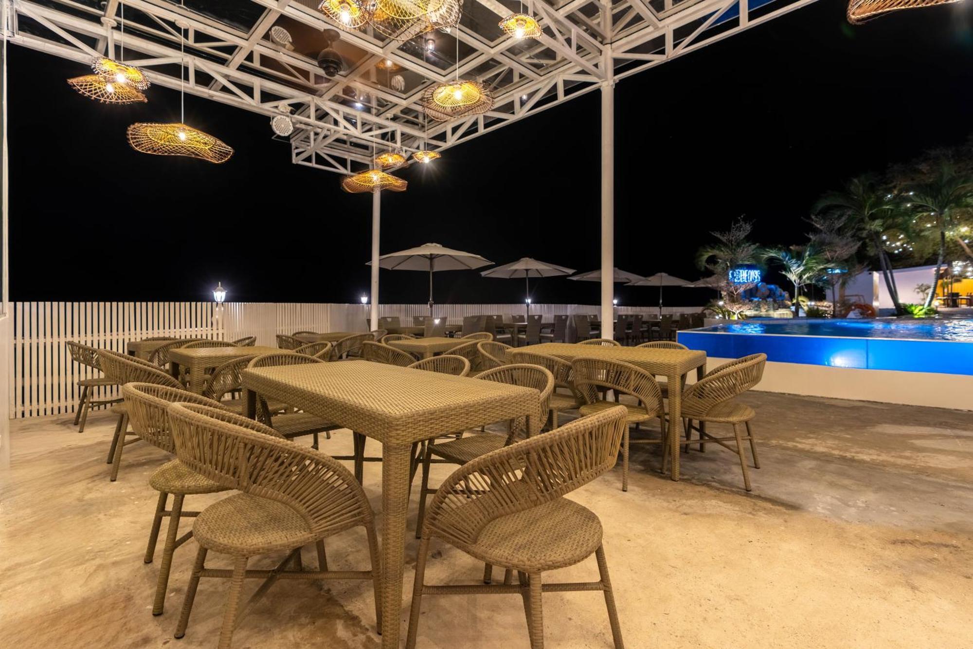 Serene Oasis Resort - Oslob Cebu Philippines Exterior photo