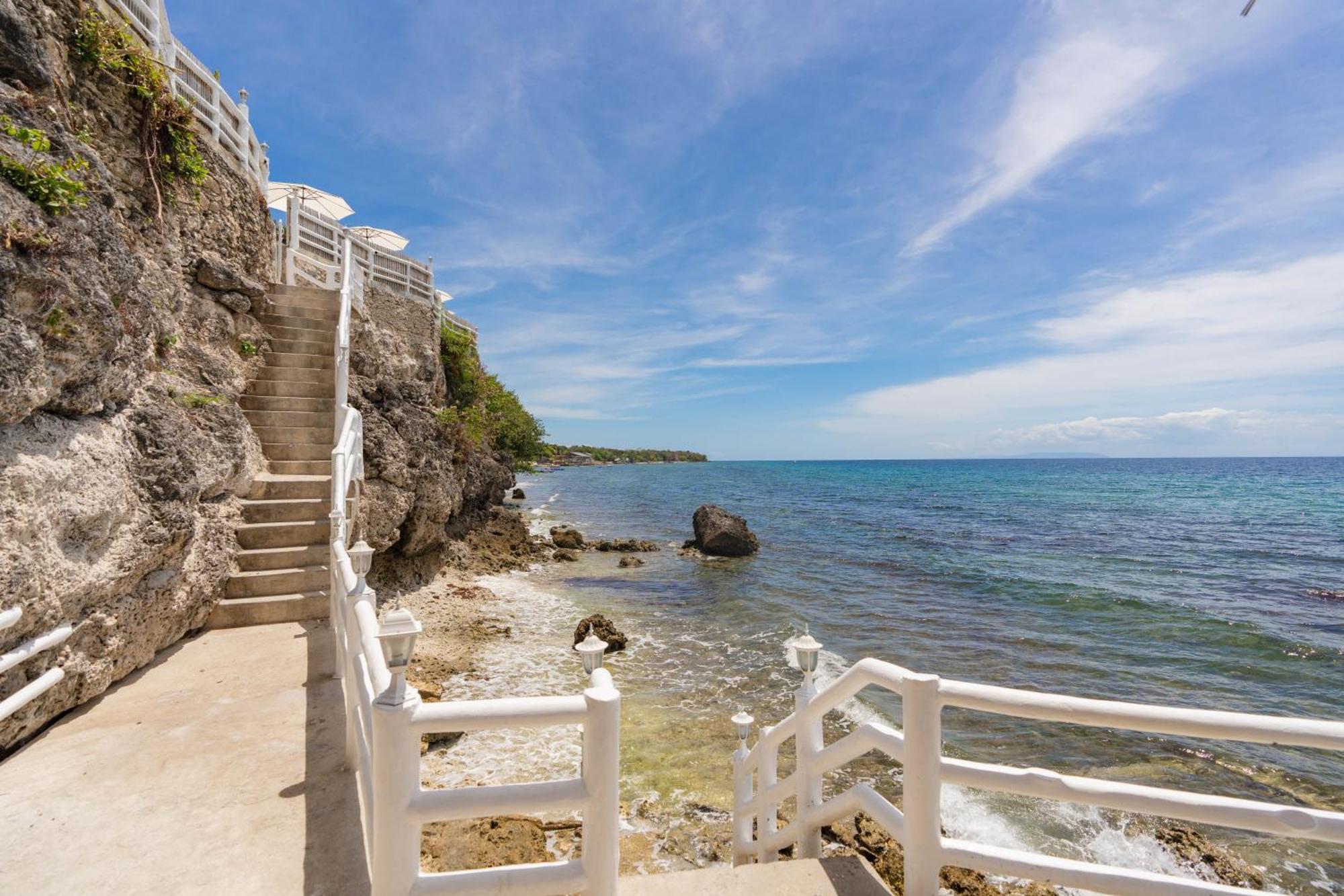 Serene Oasis Resort - Oslob Cebu Philippines Exterior photo